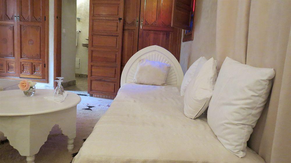 RIAD AWINATI Location Privatisée Marrakesh Esterno foto