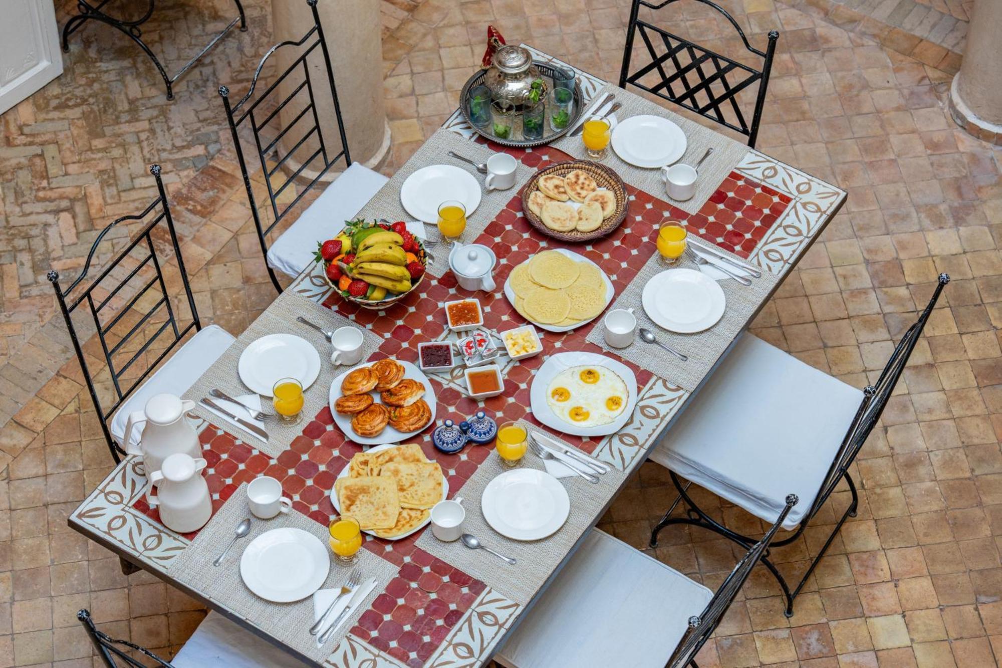 RIAD AWINATI Location Privatisée Marrakesh Esterno foto
