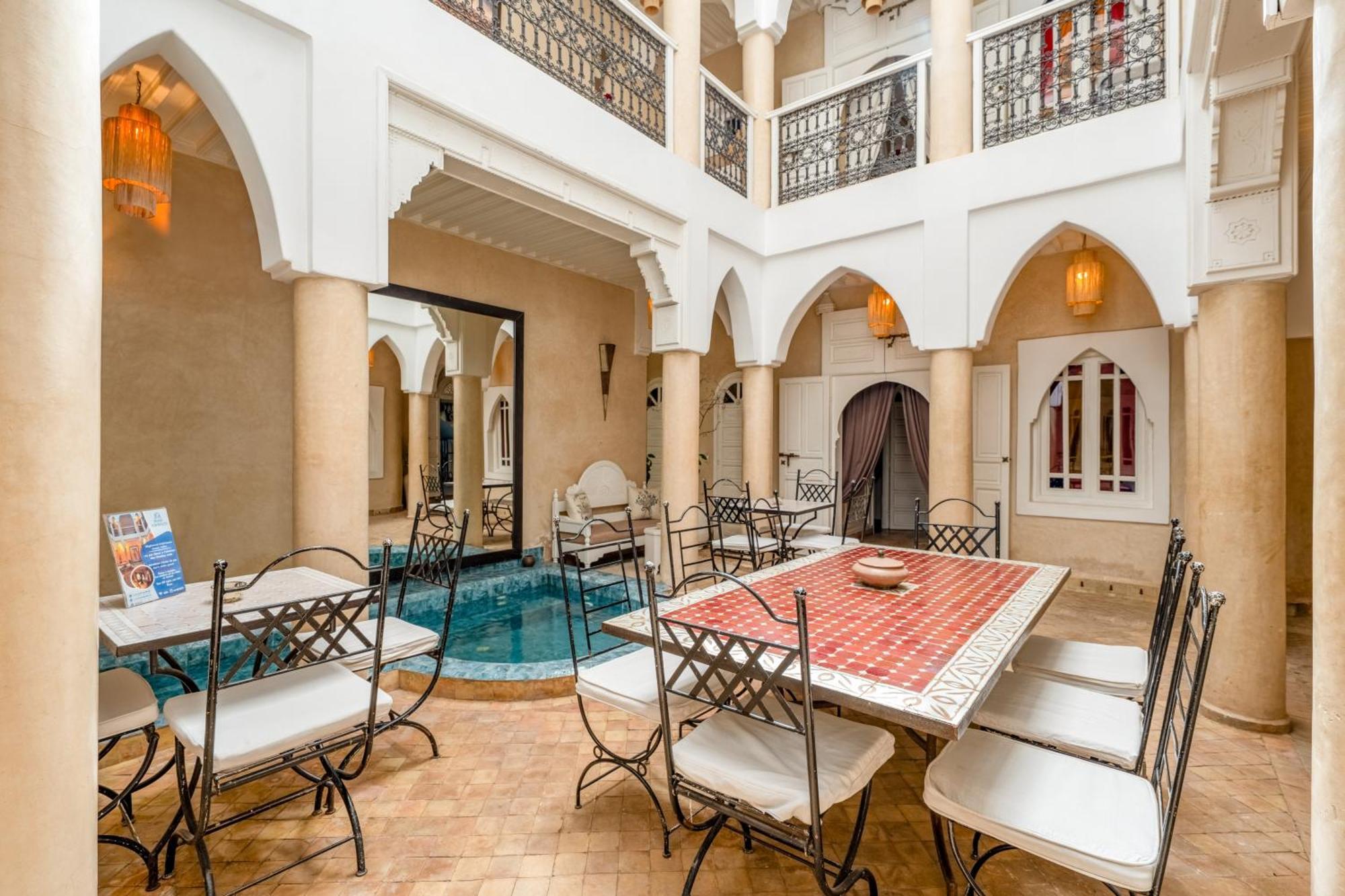 RIAD AWINATI Location Privatisée Marrakesh Esterno foto